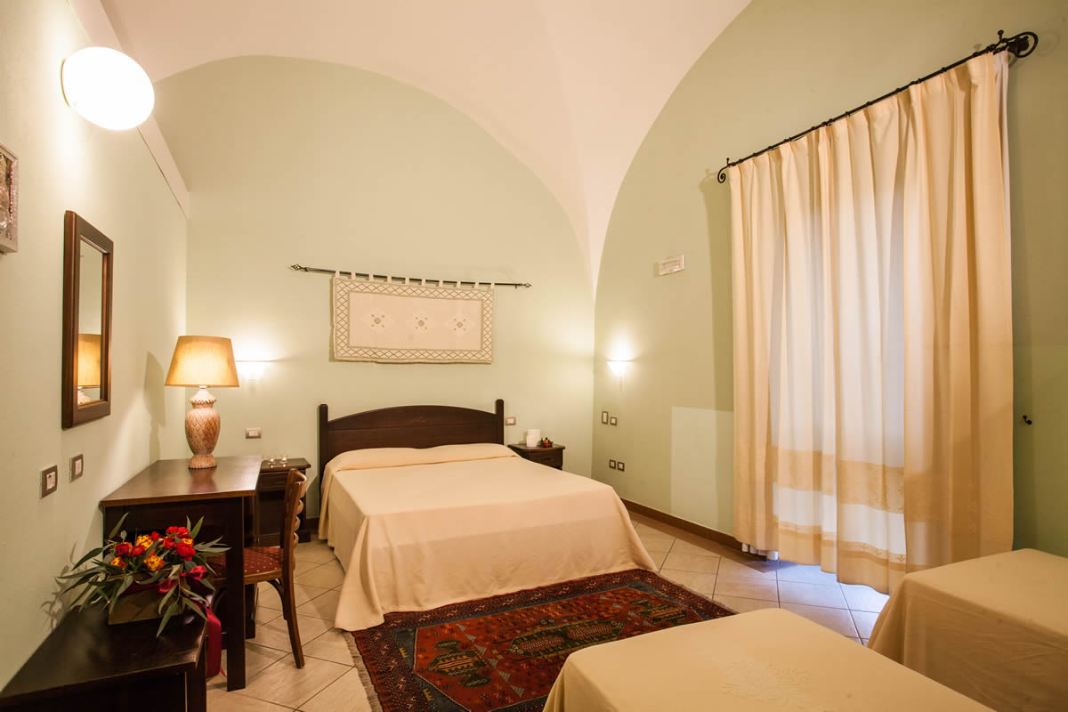pradelli group hotels sardegna duomo hotel le camere family
