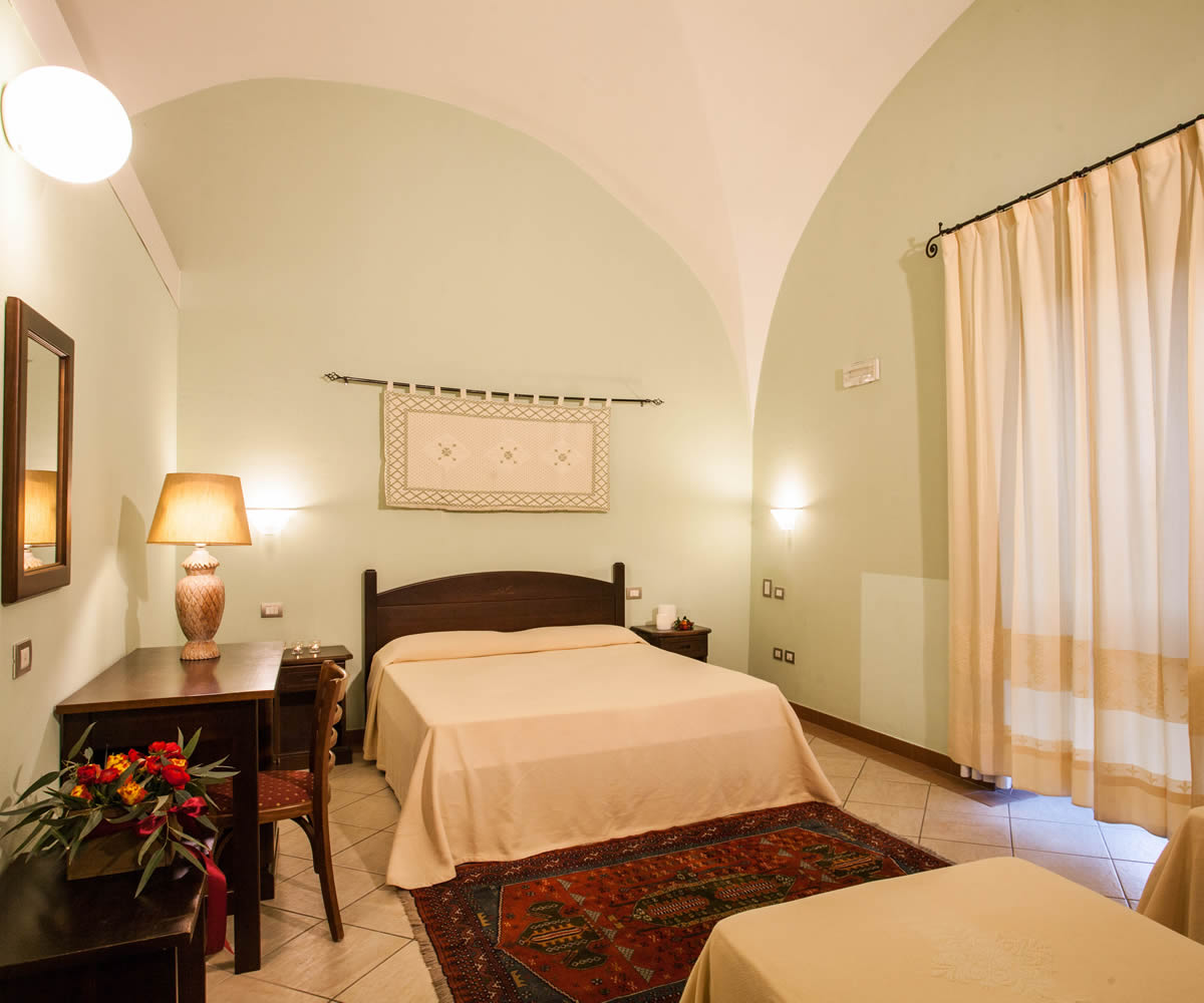 pradelli group hotels sardegna duomo hotel le camere